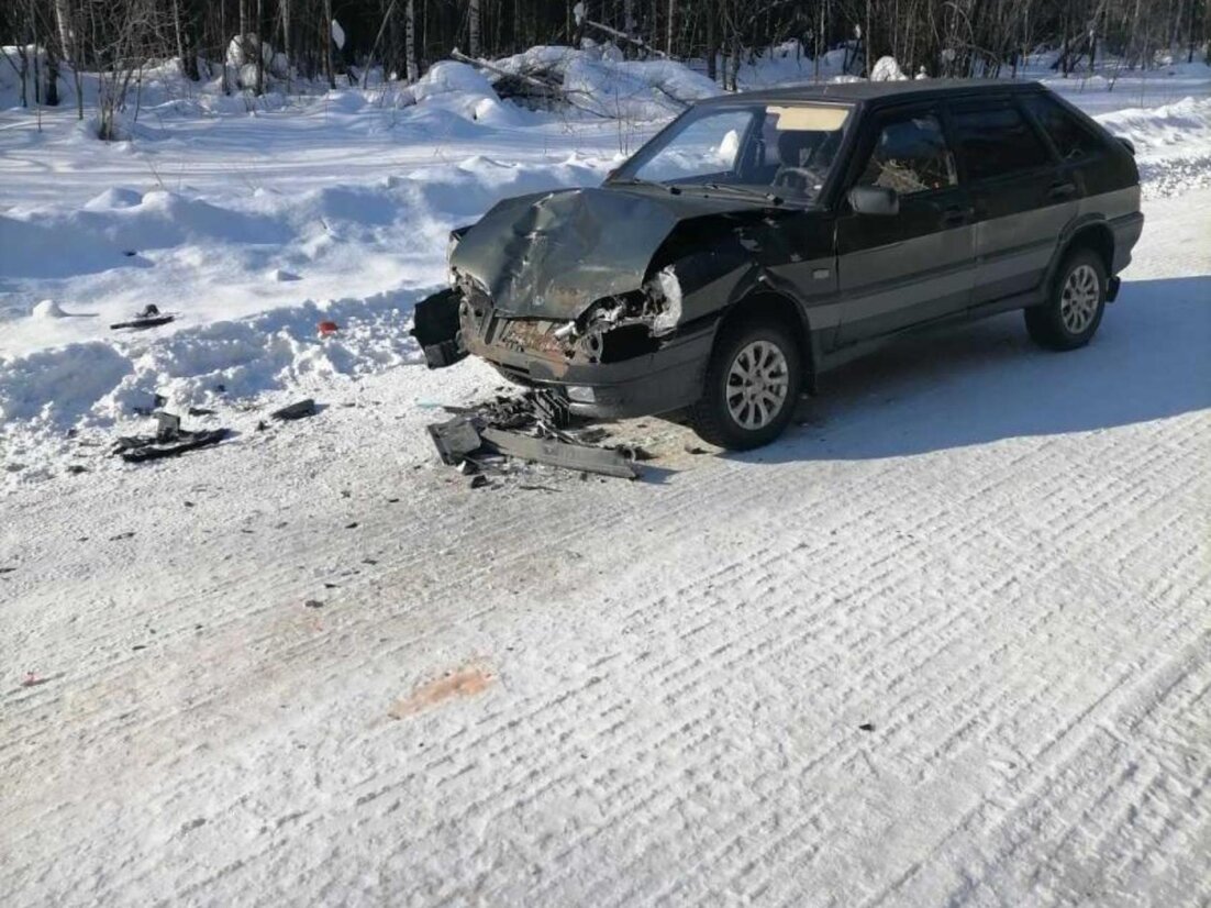 В Ленском районе женщина попала в больницу после ДТП