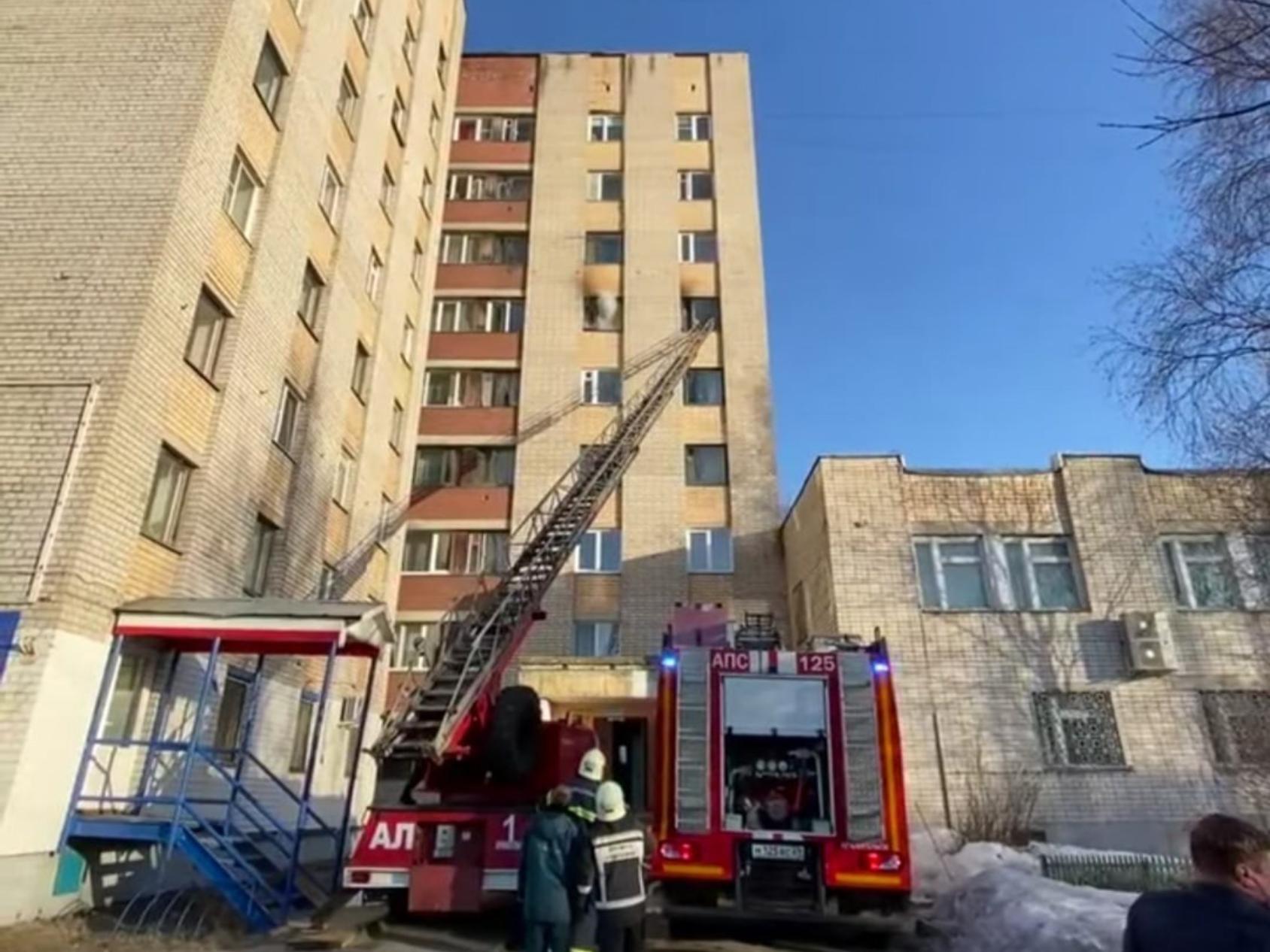 В Архангельске произошёл пожар в девятиэтажном доме